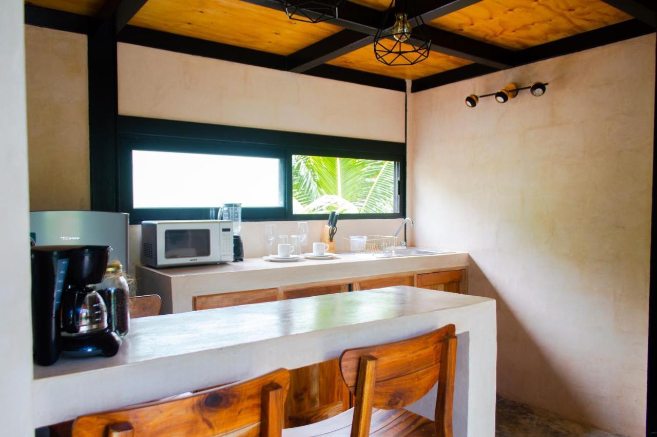 Xtambaa Cabins & Spa Only Adults El Cuyo Eksteriør billede