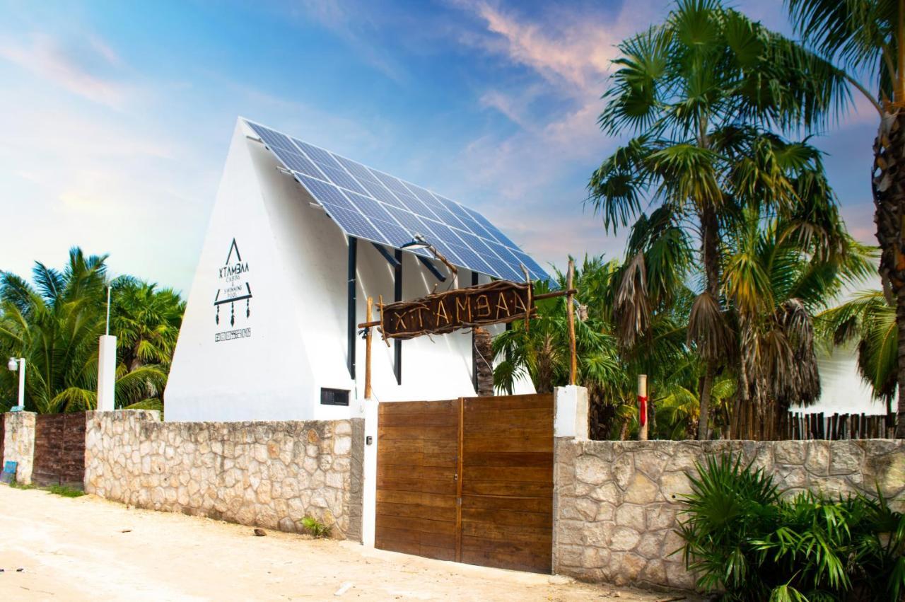 Xtambaa Cabins & Spa Only Adults El Cuyo Eksteriør billede