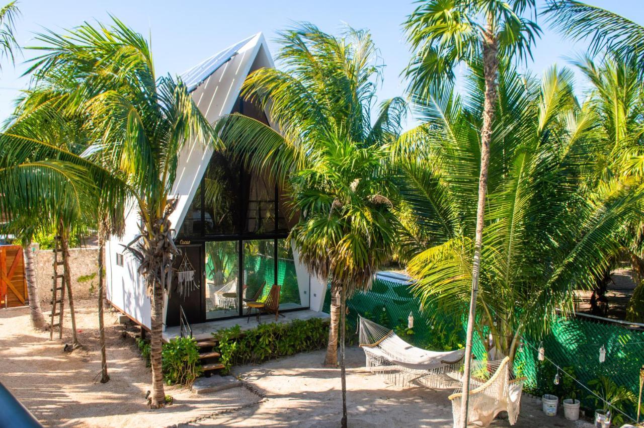 Xtambaa Cabins & Spa Only Adults El Cuyo Eksteriør billede