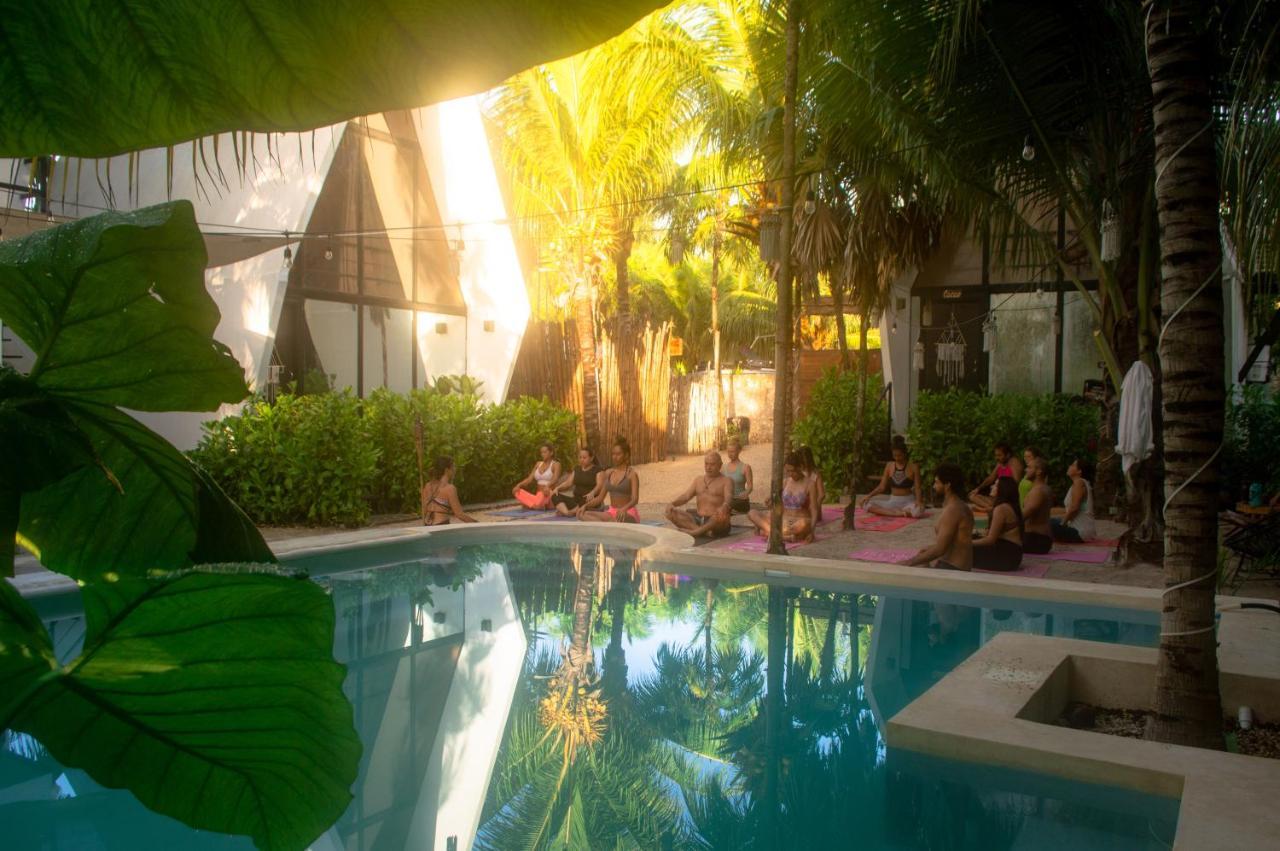 Xtambaa Cabins & Spa Only Adults El Cuyo Eksteriør billede