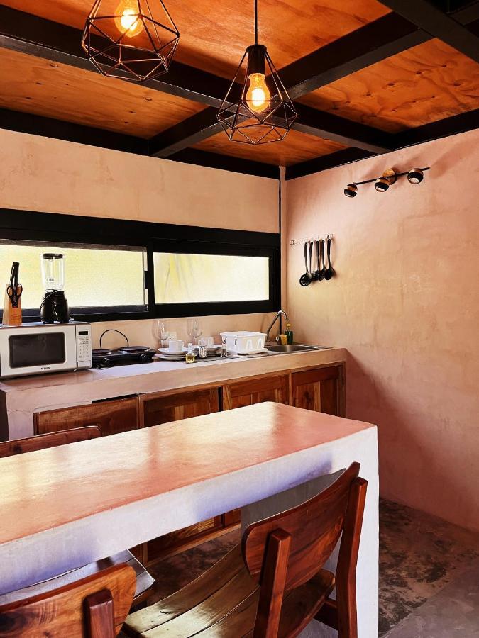 Xtambaa Cabins & Spa Only Adults El Cuyo Eksteriør billede